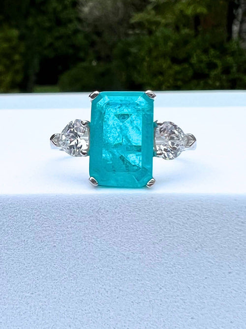 front view of the 3 gemstone ring|Color:Blue