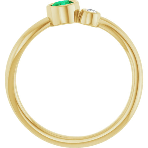 Two Gemstone Ring - Emerald and Diamond|Material:14K Yellow Gold