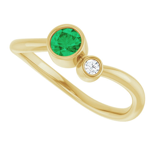 Two Gemstone Ring - Emerald and Diamond|Material:14K Yellow Gold