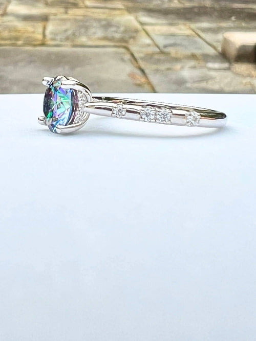 Side view of the colorful moissanite ring in dazzling|Color:Dazzling