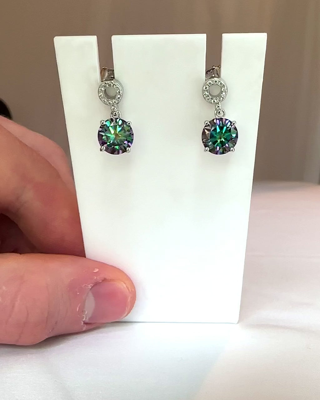 the colorful 2 carat moissanite drop earrings in dazzling|Color:Dazzling